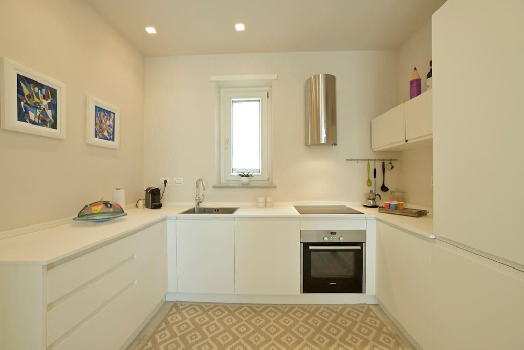 Luxury Apartament Con Garage Vista Mare Alassio Per 6 Persone Buitenkant foto