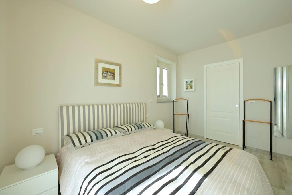 Luxury Apartament Con Garage Vista Mare Alassio Per 6 Persone Buitenkant foto