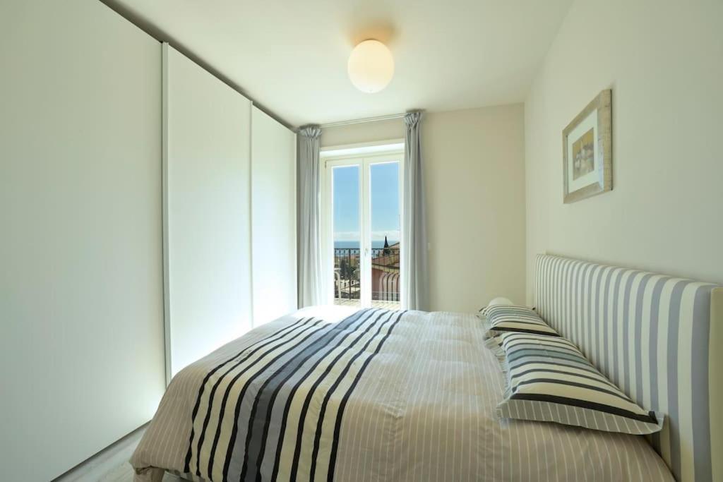 Luxury Apartament Con Garage Vista Mare Alassio Per 6 Persone Buitenkant foto